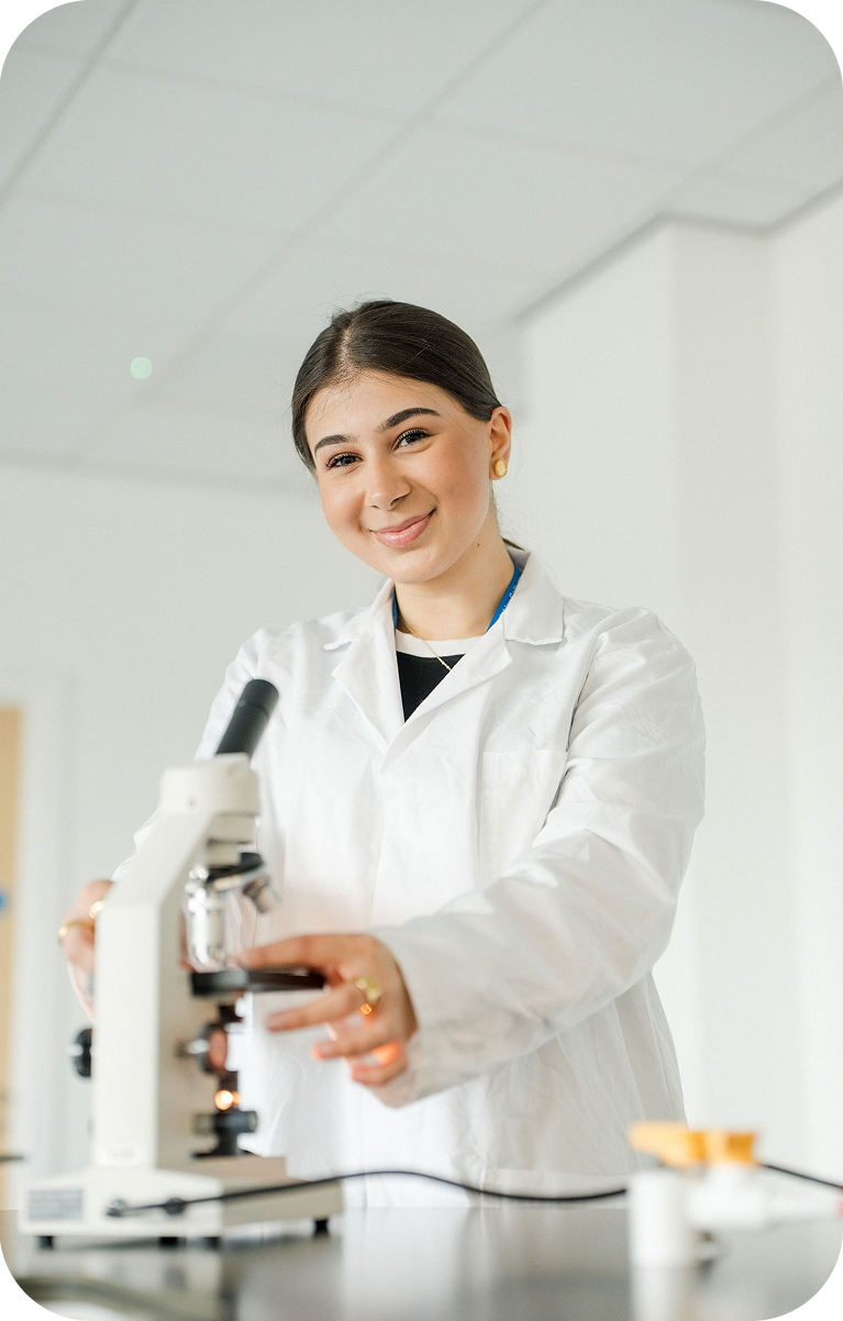 Student working in science lab
